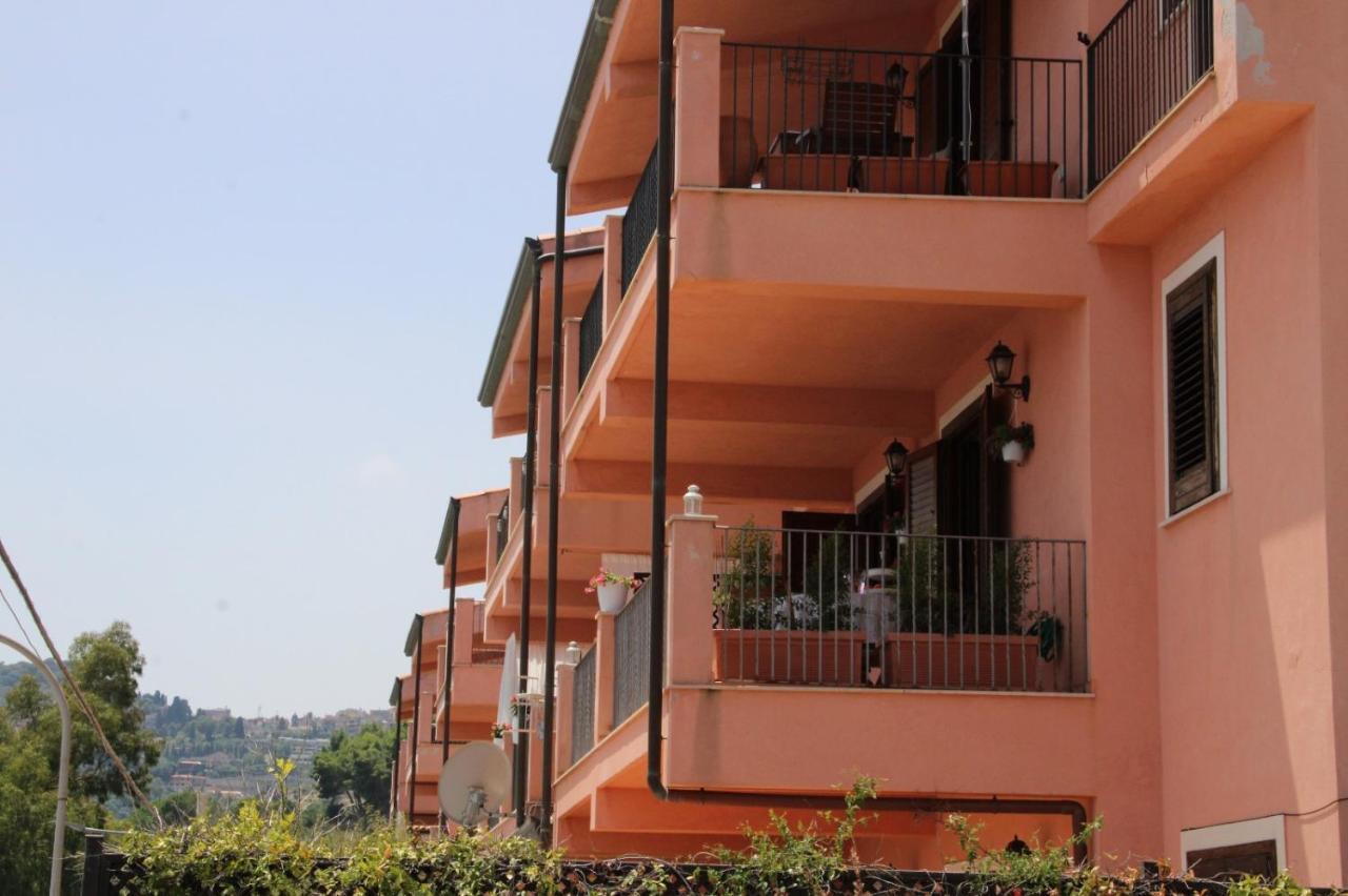 Poseidone Sea Apartment Taormina 马萨奥 外观 照片