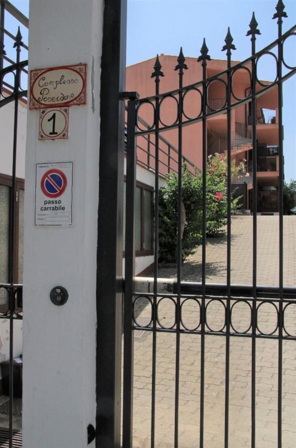 Poseidone Sea Apartment Taormina 马萨奥 外观 照片